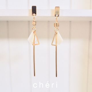 ケービーエフ(KBF)のchéri ピアス No.42(ピアス)