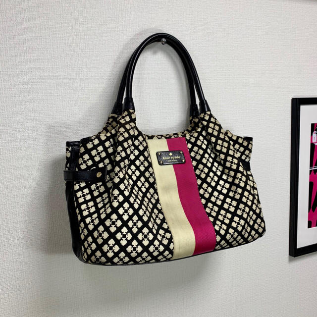 kate spade new york(ケイトスペードニューヨーク)のKate spade(ケイトスペード )トートバッグ スペード柄　マザーズバック レディースのバッグ(トートバッグ)の商品写真