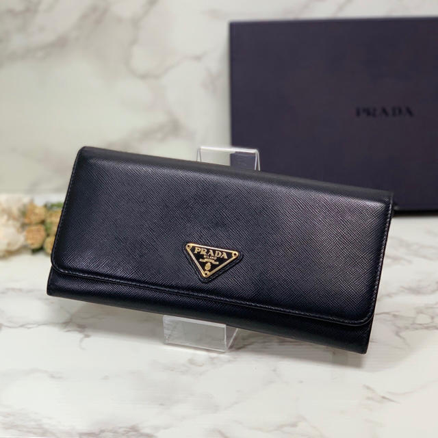美品‼︎ PRADA (プラダ) 長財布 サフィアーノ レザー 三角ロゴ | フリマアプリ ラクマ 美品‼︎ PRADA (プラダ) 長財布 サフィアーノ レザー 三角ロゴ | フリマアプリ ラクマ