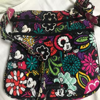 ヴェラブラッドリー(Vera Bradley)のverabradley ディズニーコラボ ショルダーバッグ(ショルダーバッグ)