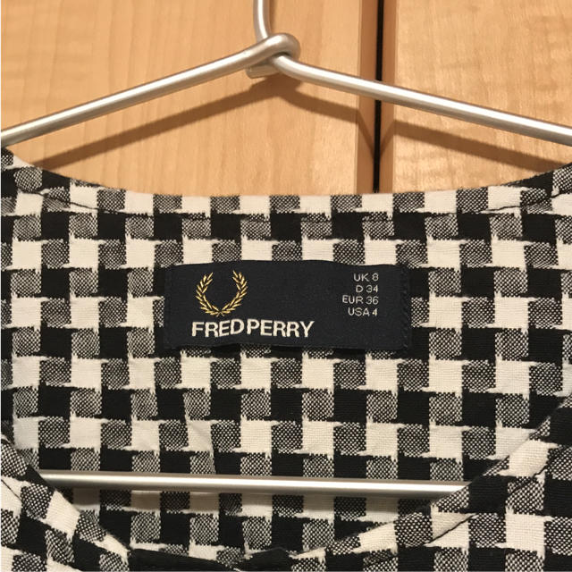 FRED PERRY(フレッドペリー)のフレッドペリー ギンガムチェック ワンピース レディースのワンピース(ミニワンピース)の商品写真