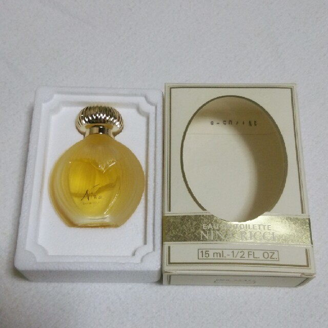 NINA RICCI(ニナリッチ)のNINA RICCI ニナリッチ 香水 新品 15ml EMB.77477 コスメ/美容の香水(香水(女性用))の商品写真