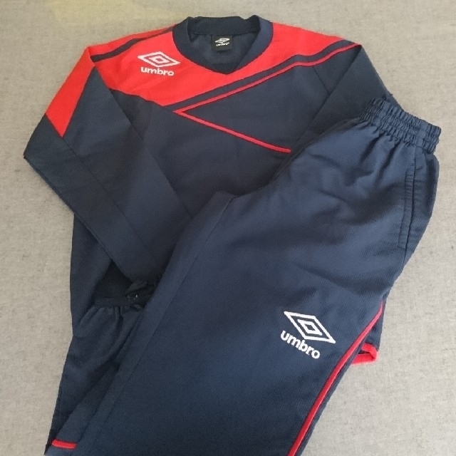 UMBRO(アンブロ)のumbro 140サイズ 上下ウェアセット キッズ/ベビー/マタニティのキッズ服男の子用(90cm~)(その他)の商品写真