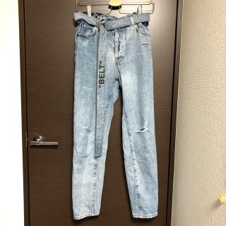 OFF-WHITE - off white デニム ジーンズ ベルト付きの通販 by P&Y