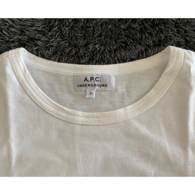 A.P.C(アーペーセー)のA.P.C. UNDERGROUND Tシャツ メンズのトップス(Tシャツ/カットソー(半袖/袖なし))の商品写真