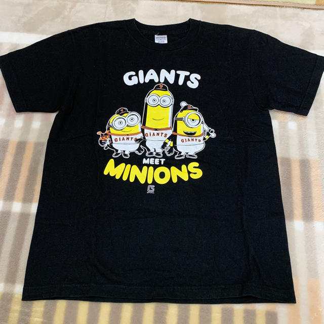 読売ジャイアンツ(ヨミウリジャイアンツ)のGIANTS×ミニオンズ コラボTシャツ【Mサイズ】 メンズのトップス(Tシャツ/カットソー(半袖/袖なし))の商品写真