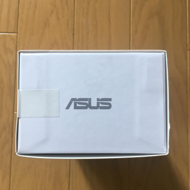 ASUS(エイスース)の新品未開封  zenfone max plus  SIMフリー スマホ本体 スマホ/家電/カメラのスマートフォン/携帯電話(スマートフォン本体)の商品写真