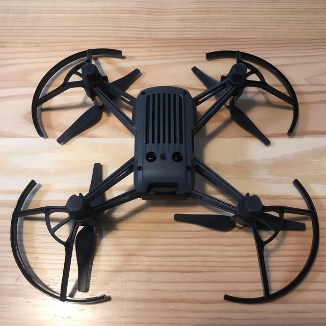 DJI テロー TELLO ドローン 中古品 エンタメ/ホビーのおもちゃ/ぬいぐるみ(トイラジコン)の商品写真