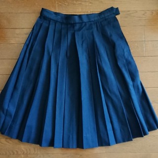制服のスカート 夏用(ひざ丈スカート)