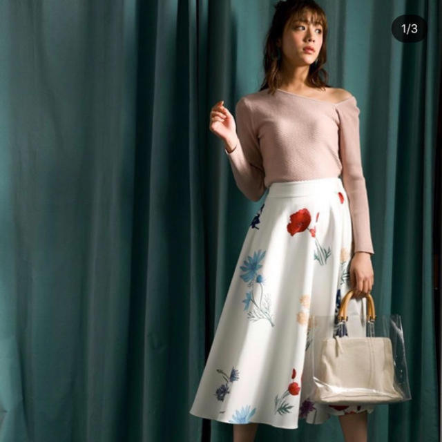▪️タグ付き未使用新品▪️ アンデミュウ  フラワースカート 花柄スカート