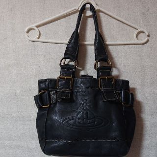 ヴィヴィアンウエストウッド(Vivienne Westwood)のお値下げ価格！ヴィヴィアンウエストウッド レザーバッグ ブラック 黒 オーブ(ハンドバッグ)