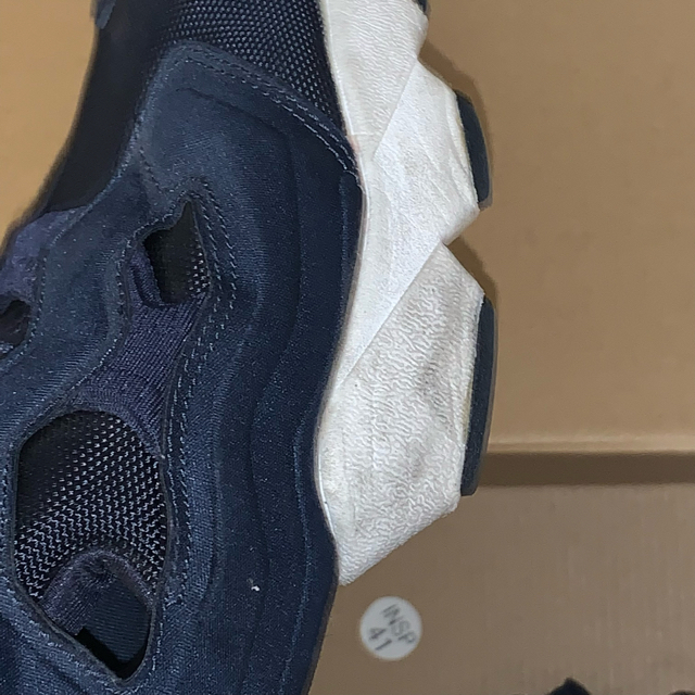 Reebok(リーボック)のリーボック インスタポンプフューリー OG V65752 C NAVY メンズの靴/シューズ(スニーカー)の商品写真