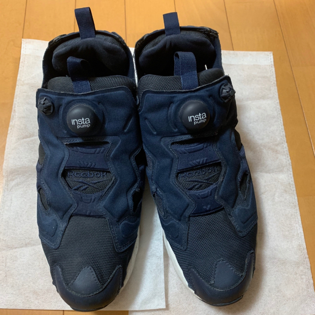 Reebok(リーボック)のリーボック インスタポンプフューリー OG V65752 C NAVY メンズの靴/シューズ(スニーカー)の商品写真