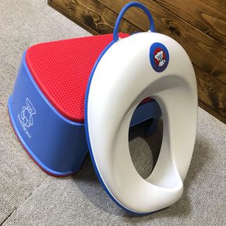 ベビービョルン(BABYBJORN)のトイレットトレーナー&ステップセット ブルー&レッド(補助便座)