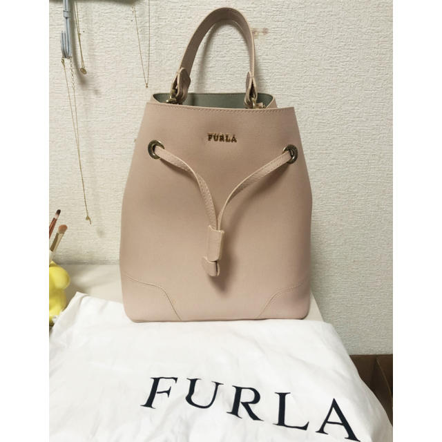 Furla(フルラ)のFURLA ショルダーバッグ ピンク フルラ レディースのバッグ(ショルダーバッグ)の商品写真