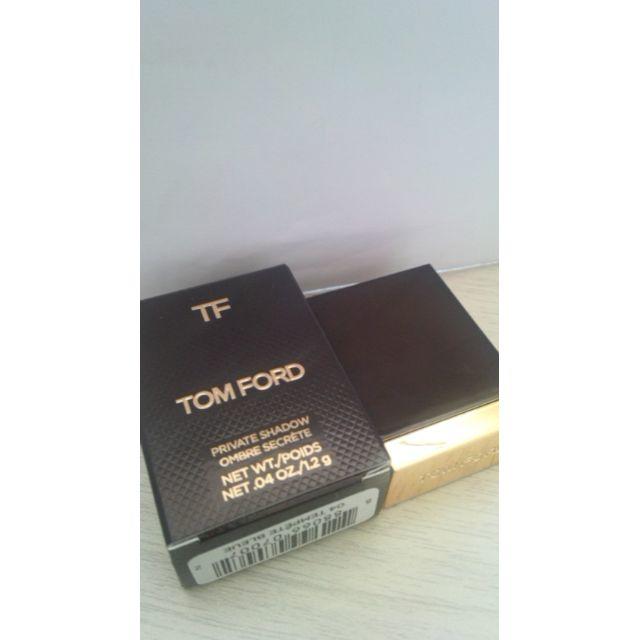 TOM FORD(トムフォード)のトムフォード☆プライベートシャドウ（パイエット）　04 コスメ/美容のベースメイク/化粧品(アイシャドウ)の商品写真