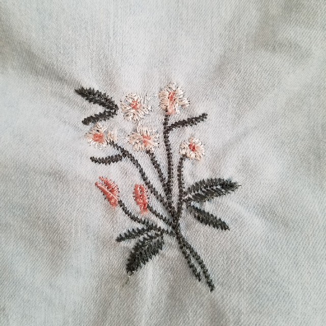 WILLSELECTION(ウィルセレクション)の[no brand] ｵｰﾊﾞｰﾀﾞｲ ｳｫｯｼｭ 花柄 刺繍 ｽｶｰﾄ レディースのスカート(ひざ丈スカート)の商品写真