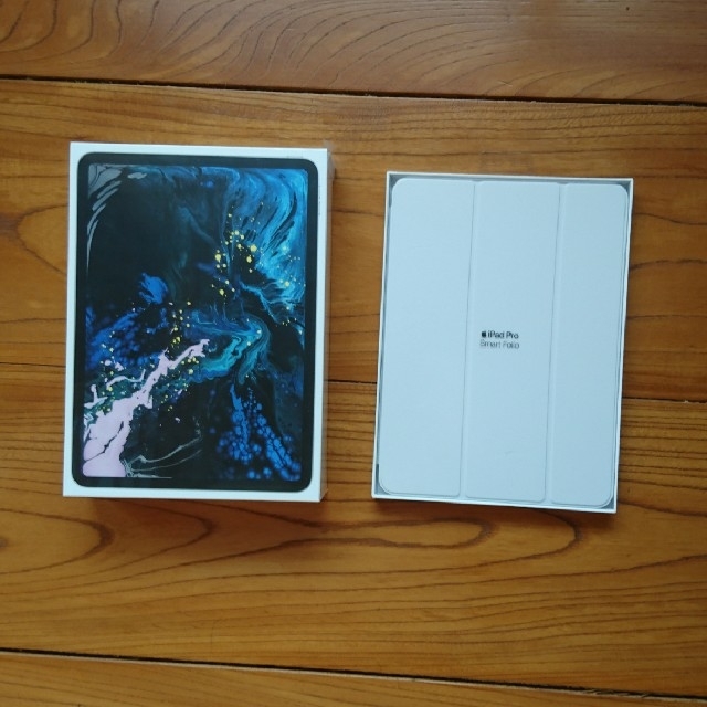 iPad(アイパッド)のipad Pro 11インチ 256GB シルバー スマートフォリオセット スマホ/家電/カメラのPC/タブレット(タブレット)の商品写真