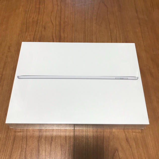 新品未開封 iPad 6th 2018WI-FI 32gb シルバー