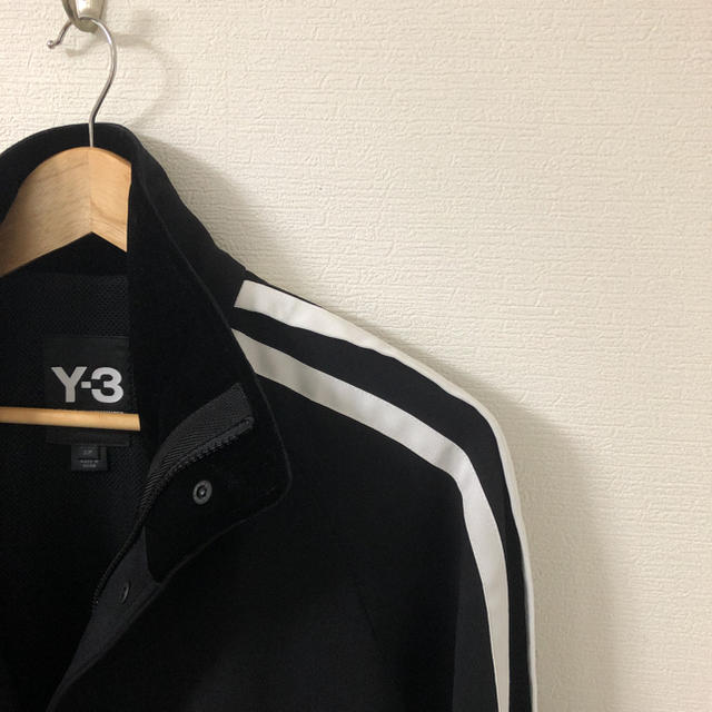 Y-3(ワイスリー)のY-3 トラックジャケット メンズのトップス(ジャージ)の商品写真