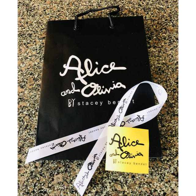 Alice+Olivia(アリスアンドオリビア)の⭐️お取り置き UFOママ様専用⭐️ レディースのファッション小物(財布)の商品写真