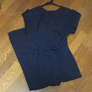 ザラ(ZARA)のZARA BASIC  ウエストリボン オールインワン 美品(オールインワン)