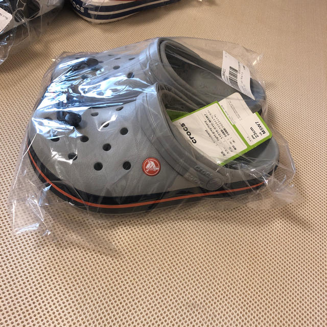 crocs(クロックス)のクロックス新品未使用 レディースの靴/シューズ(サンダル)の商品写真