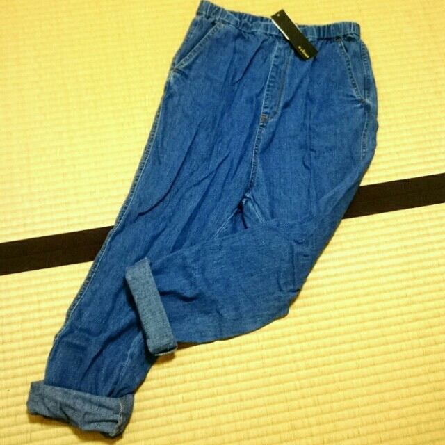 w closet(ダブルクローゼット)のwcloset デニムサルエルpt レディースのパンツ(デニム/ジーンズ)の商品写真