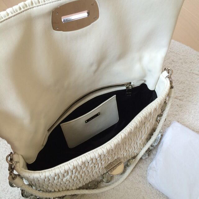 miumiu(ミュウミュウ)のmilli様♡専用♡miumiuバッグ レディースのバッグ(ハンドバッグ)の商品写真