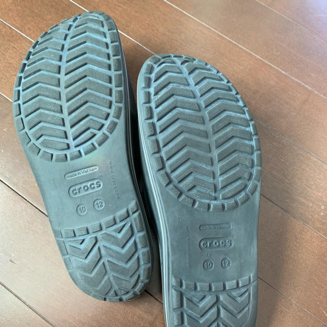 crocs(クロックス)のクロックス ブラックグレー サンダル 28 メンズの靴/シューズ(サンダル)の商品写真
