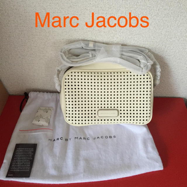 大幅値下げ☆新品☆直営本物☆マークバイMarcJacobs☆白ショルダー