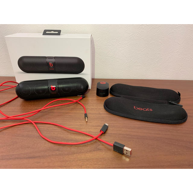 Beats by Dr Dre(ビーツバイドクタードレ)のBeats pill (Bluetooth wireless speaker)  スマホ/家電/カメラのオーディオ機器(スピーカー)の商品写真