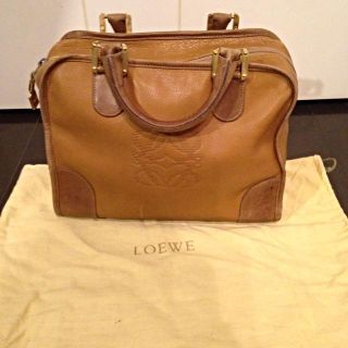 ロエベ(LOEWE)のLOEWEレザーバッグ(ハンドバッグ)