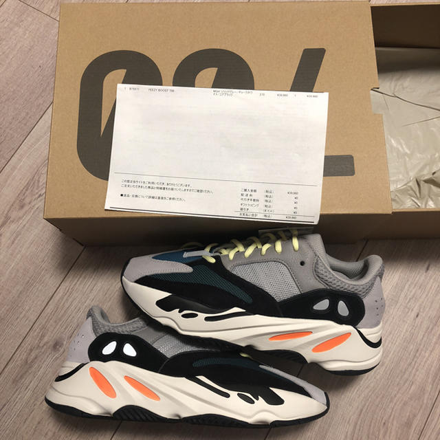 adidas(アディダス)のADIDAS YEEZY 700 OG メンズの靴/シューズ(スニーカー)の商品写真