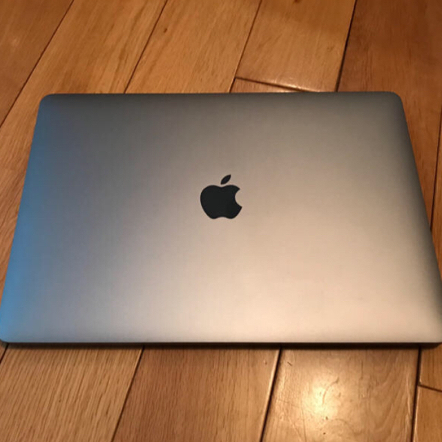 Apple(アップル)の[新品同様] MacBook Pro 2018 16GB 512GB 特注モデル スマホ/家電/カメラのPC/タブレット(ノートPC)の商品写真