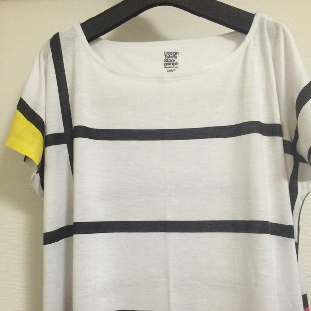 Design Tshirts Store graniph(グラニフ)のグラニフ ワンピース ティシャツ レディースのトップス(Tシャツ(半袖/袖なし))の商品写真