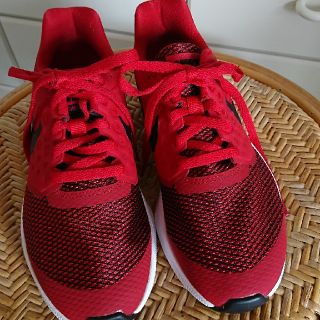 ナイキ(NIKE)の●新品ナイキNIKEシューズスニーカー/22.5(スニーカー)