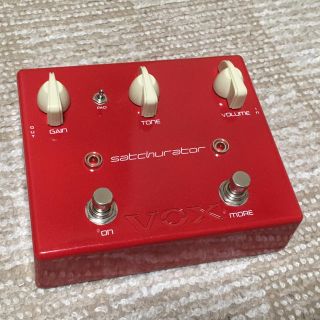 ヴォックス(VOX)の【美品  】VOX satchurato(エフェクター)