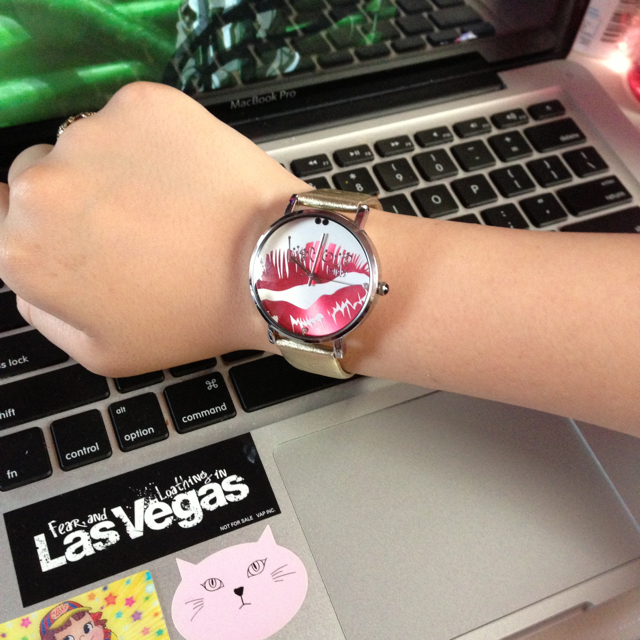 claire's(クレアーズ)のキスマーク 腕時計♡ レディースのファッション小物(腕時計)の商品写真