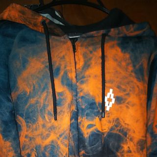 マルセロブロン(MARCELO BURLON)の正規品  MALCELO  BURLON  マルセロバーロン パーカー sサイズ(パーカー)