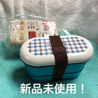 ニトリ(ニトリ)の新品未使用★ランチボックス 弁当箱 2段 ドーム型蓋 お花見 おしゃれピクニック(弁当用品)