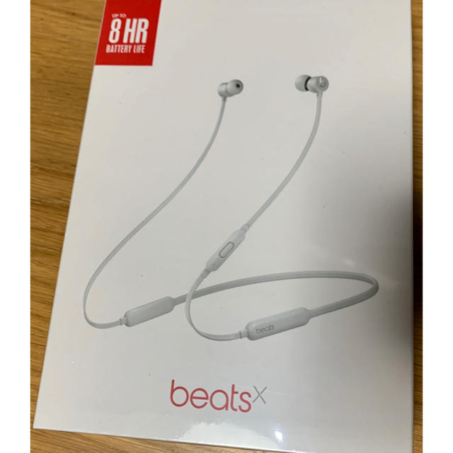 Beats by Dr Dre(ビーツバイドクタードレ)のmerry 様専用   beats X ★新品未使用★ シルバー スマホ/家電/カメラのオーディオ機器(ヘッドフォン/イヤフォン)の商品写真