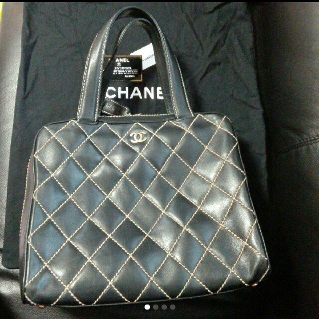 CHANEL　バッグ　ワイルドステッチバッグ