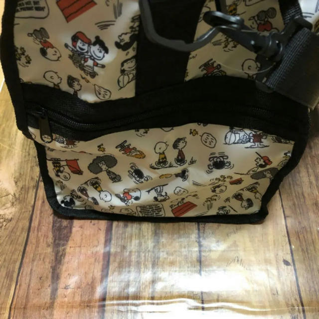 PEANUTS(ピーナッツ)の【即決OK】スヌーピー  ボストンバッグ レディースのバッグ(ボストンバッグ)の商品写真
