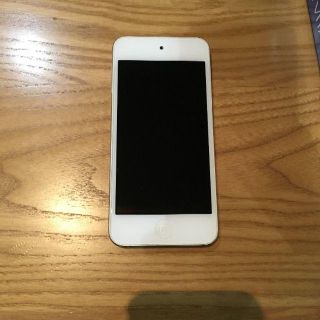 アイポッドタッチ(iPod touch)のipod touch 第5世代 16GB シルバー(ポータブルプレーヤー)