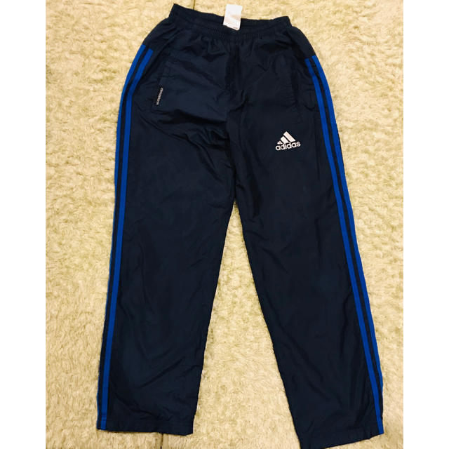 adidas(アディダス)のadidas アディダス シャカシャカ キッズ/ベビー/マタニティのキッズ服男の子用(90cm~)(パンツ/スパッツ)の商品写真