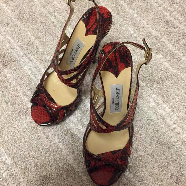 JIMMY CHOO(ジミーチュウ)のJIMMY CHOO ヒール レディースの靴/シューズ(ハイヒール/パンプス)の商品写真