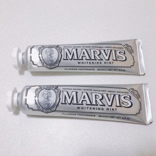 マービス(MARVIS)のMARVIS ホワイトミント85ml×2本 箱ナシ(歯磨き粉)