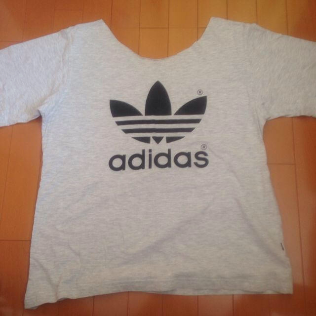 adidas(アディダス)のadidas♡Tシャツ レディースのトップス(Tシャツ(半袖/袖なし))の商品写真