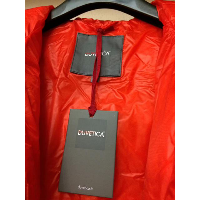 DUVETICA(デュベティカ)の新品 duvetica アダラ ダウンジャケット オレンジ 38 xs レディースのジャケット/アウター(ダウンジャケット)の商品写真